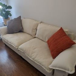 Creme color Amazon Couch