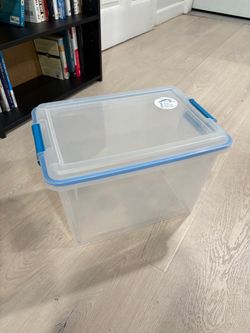 Clear Plastic Storage Container with Lid
