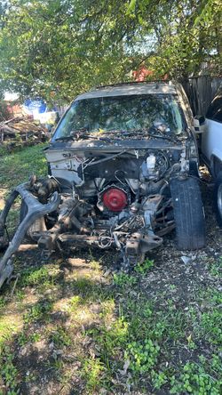 07 Cadillac Escalade parts
