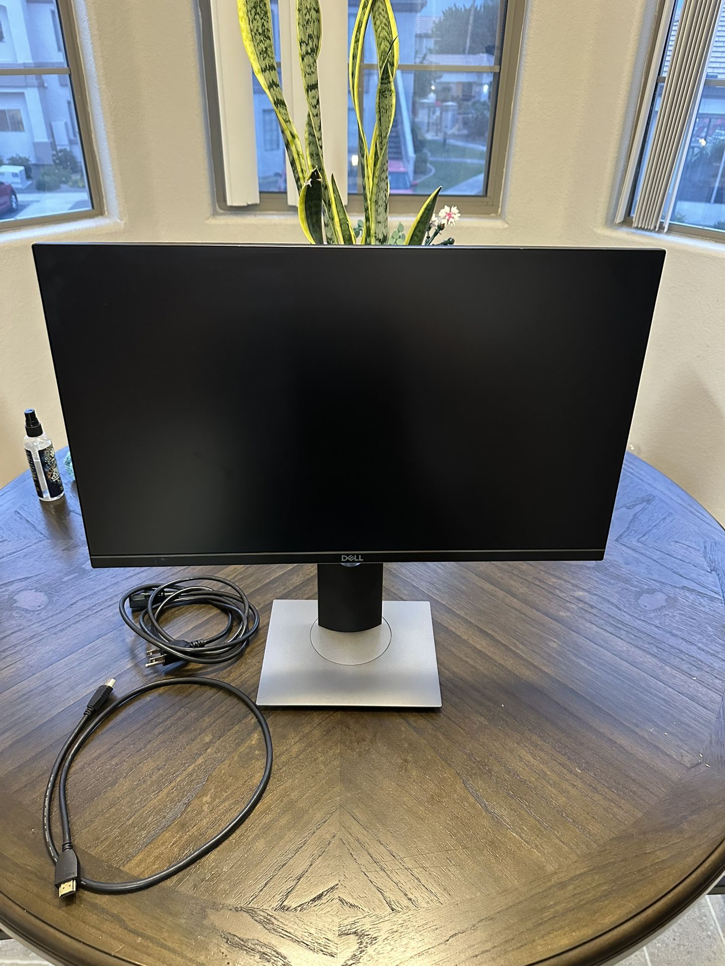 Dell monitor