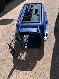 Small cat/dog kennel
