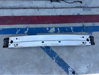 2018,2019,2020,2021,2022,2023,2024 Toyota Camry Front Reinforcement/Refuerzo Delantero Oem Ask