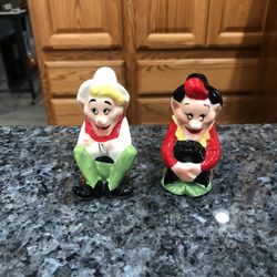 Elf Pixie Salt And Pepper Shakers Victoria Ceramics. One cork stopper is missing.  Made in Japan Pixies.  Preowned good condition.  
