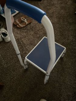 Platinum Health AdjustaStep Deluxe Step Stool/Footstool with Handle/Handrail, Height Adjustable. Modern White/Blue Design