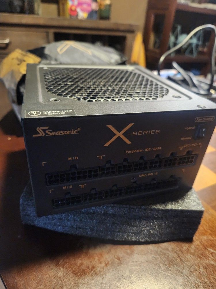 Seasonic 850 Watt Power Supply Unit.