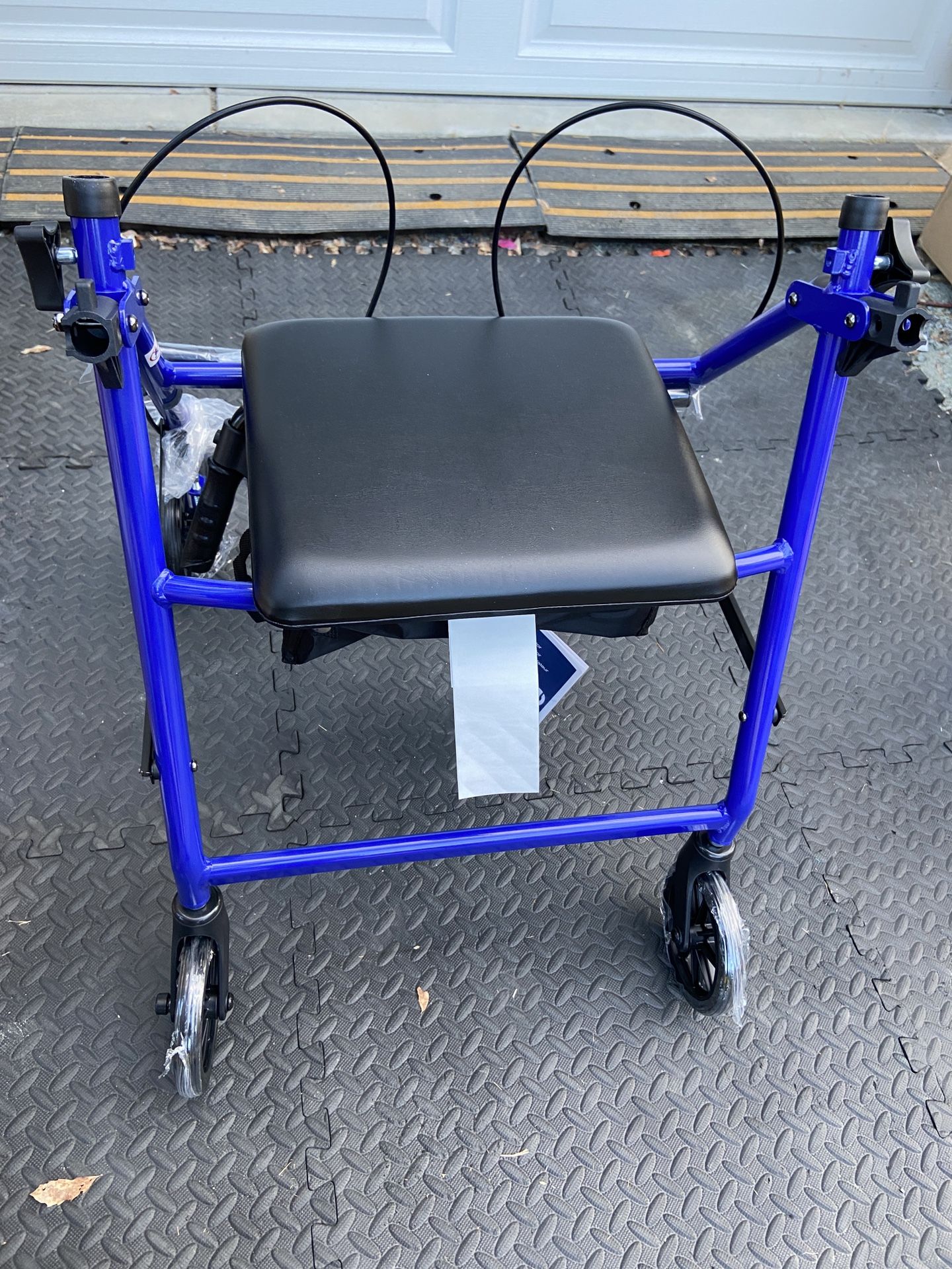 Drive Rollator 6in Padded Seat Loop Locks