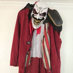 costume
