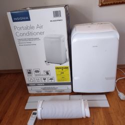 Insignia 12000 BTU Portable AC 