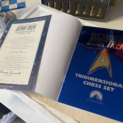 Star Trek Tridimensional Chess Set 1994 - As New