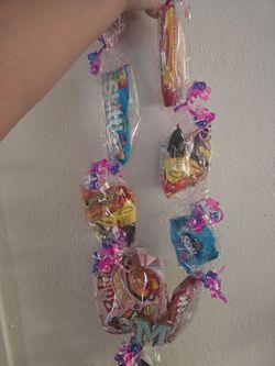 Graduation leis