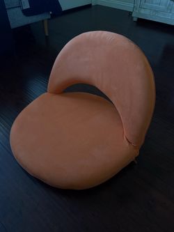 Lakeshore Learning Flex-Space Washable Comfy Floor Seat