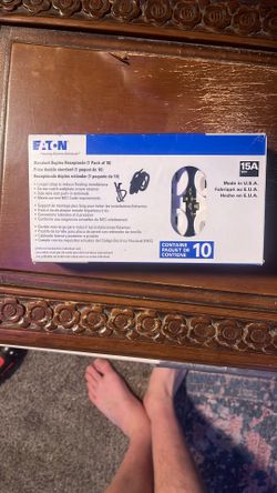 Eaton Standard Duplex Receptacle