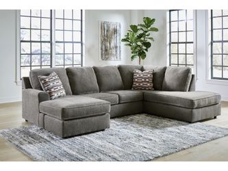 Sectional With Chaise