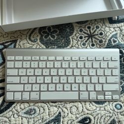 Keyboard Bluetooth Compatible with Mac OS X v10.6.8 on later