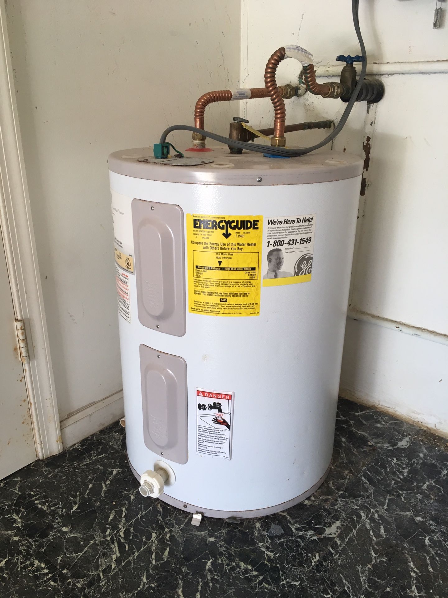 GE Smart water heater, made by Rheem. 30 Gallon Hot Water Heater