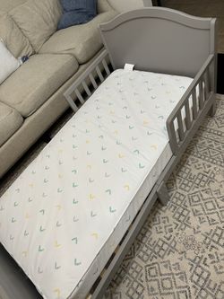 Toddler Bed With Mattress 