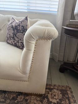Farah velvet Sofa