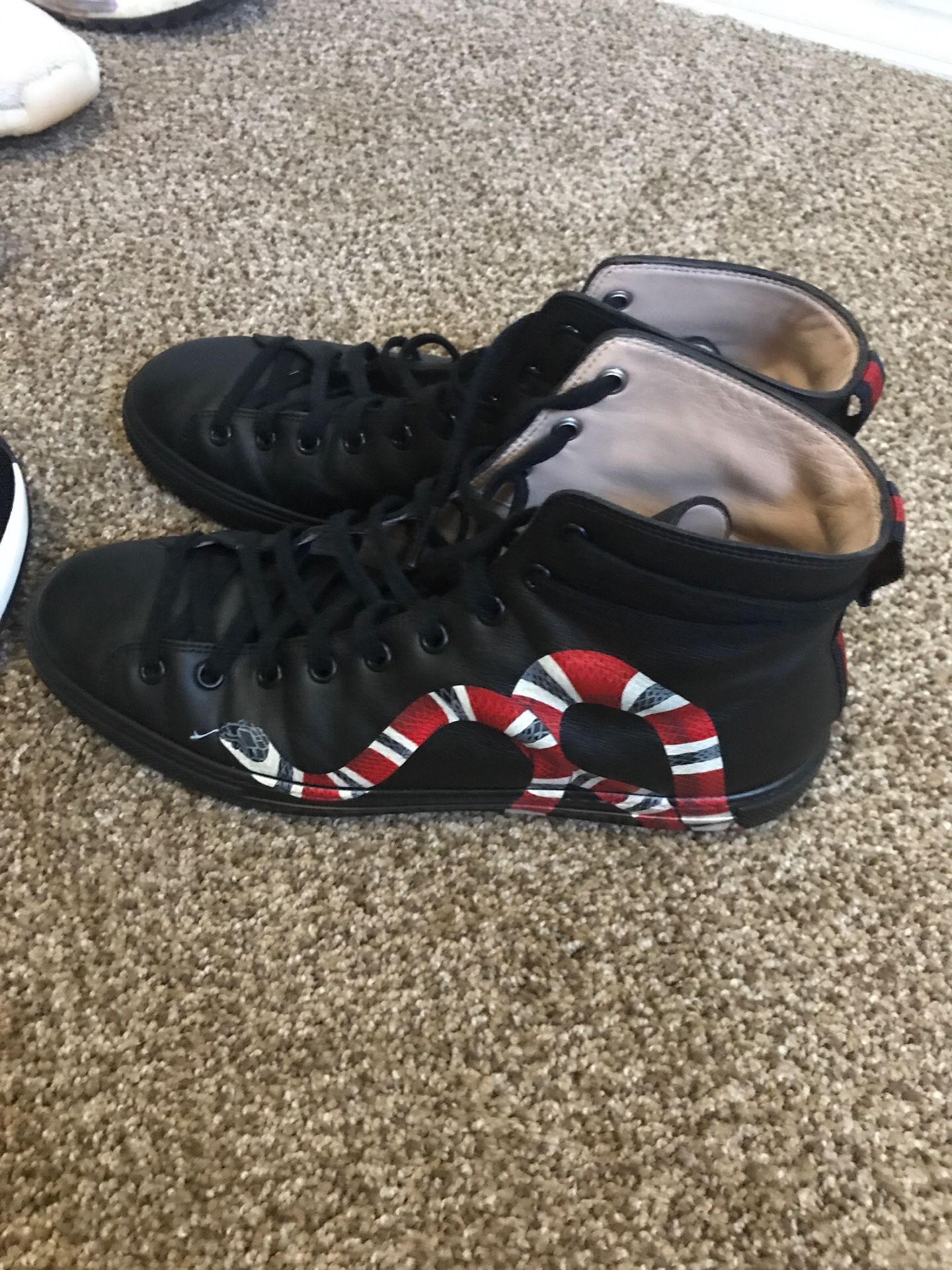 Gucci Hightops size 8.5 US