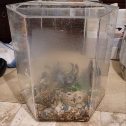 30 Gallon Hexagon Acrylic Fish Tank