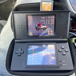 Nintendo DS Lite Mario Kart