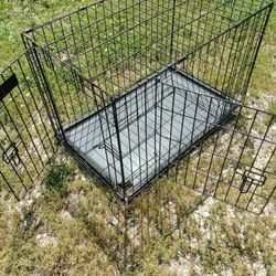 Medium Size Dog Crate 