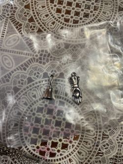 James Avery