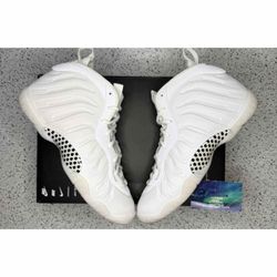 Nike Little Posite Triple White 6.5 Youth