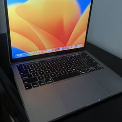 MacBook Pro 13” 2020 With Touchbar
