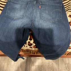 711 Skinny Levi’s Jeans Size 29