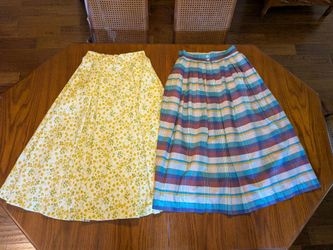 Vintage and Vintage-Style Skirts 28" waist