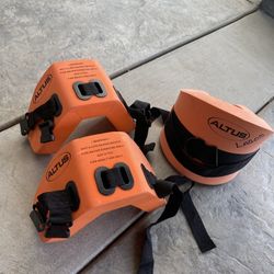 Swimming Exercise  Equipment   3 Piece Set   1waist   2 Ankle      Very Good Cond