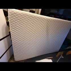 Queen Memory Foam Mattress