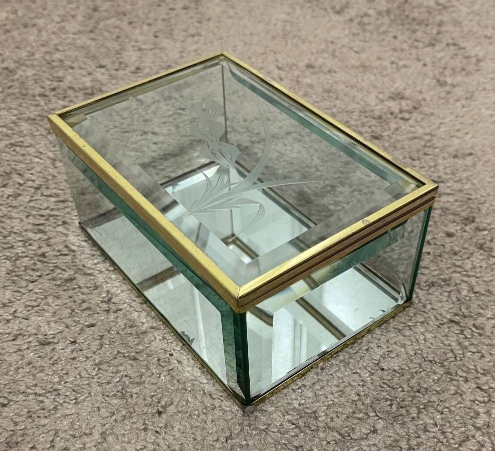 Vintage Mid Century Crystal Beveled Glass And Brass Mirrored Etched Trinket Keepsake Jewelry Box