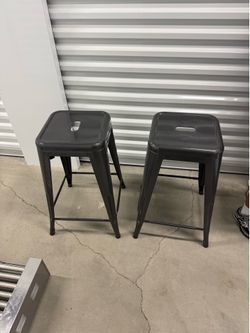 24” bar stools grey
