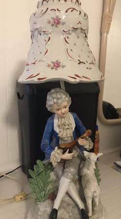 Antique Victorian Porcelain blue bell table lamp