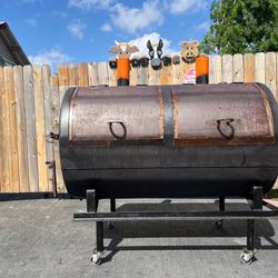 BBQ PIT / SMOKER ON WHEELS