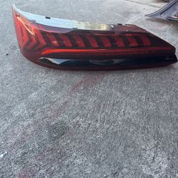 2020 2024 audi q7 driver left taillight 