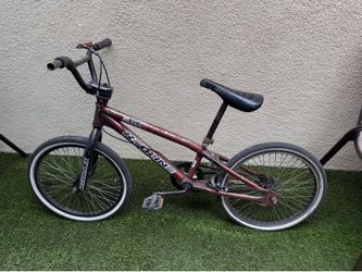 Redline Rival freestyle BMX bike - READ