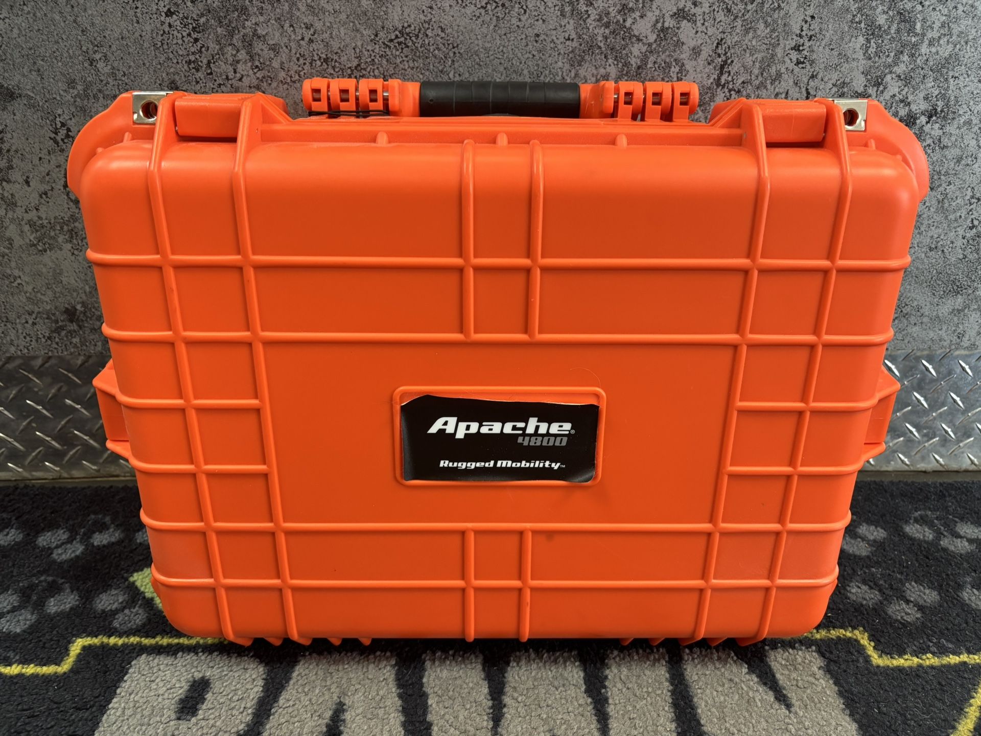 Medium Apache Case