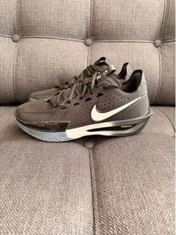 Nike GT Cut 3 size M6.5/ W8