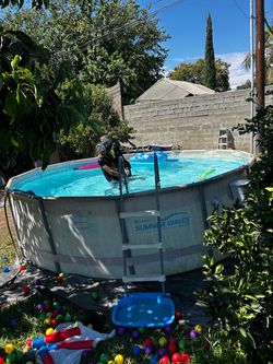 Alberca .. swimming pool