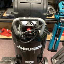 Husky Corded 30 Gallon Compressor $400