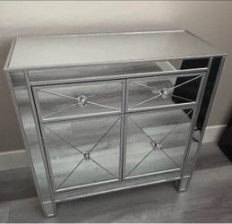 Mirrored double-door cabinet (Set of 2)