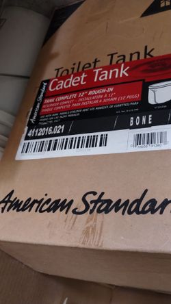 Toilet tank