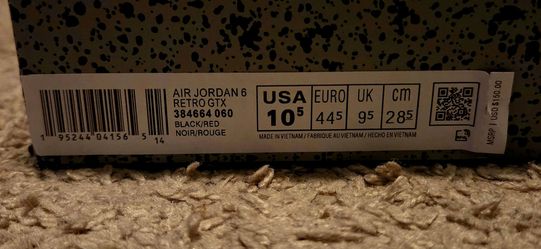Jordan 6 Retro
