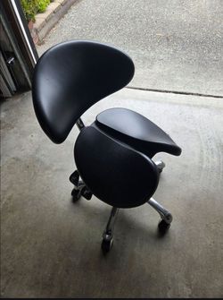 Ergonomic Split-Seat Saddle Stool with Backrest