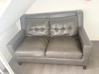 Gray Tufted Loveseat