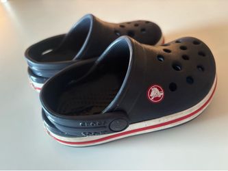 Kids crocs