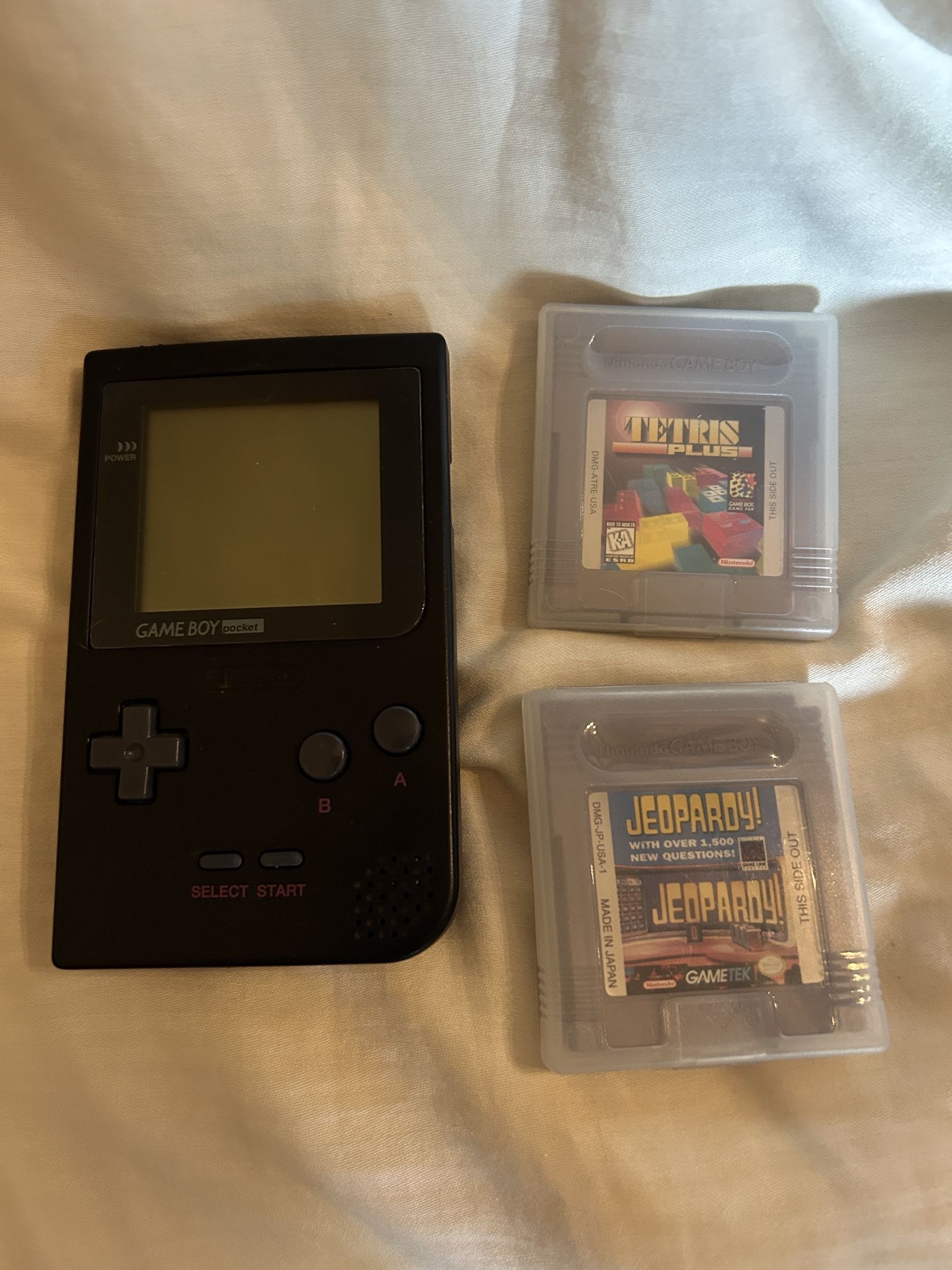 Nintendo Game Boy Pocket