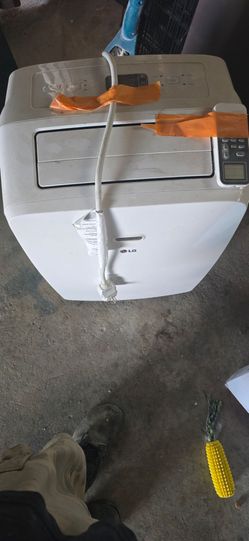 LG Portable Air Conditioner with Remote (Cools Great)